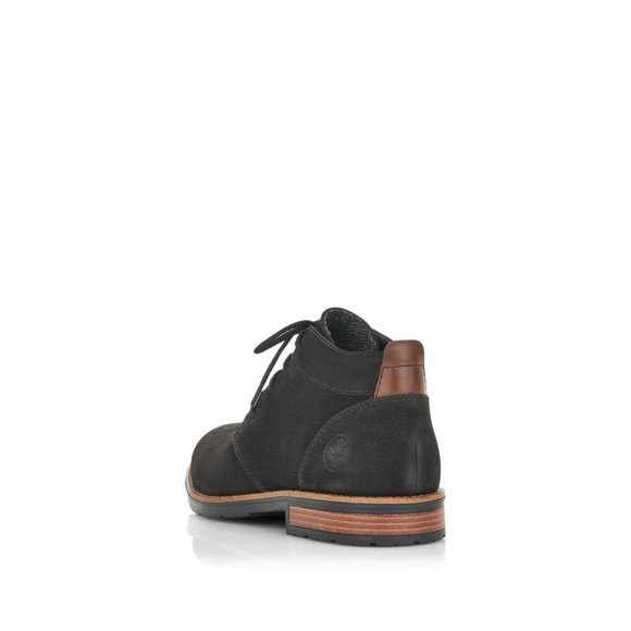Clarks Atticus Limit Chukka Boots main image 12